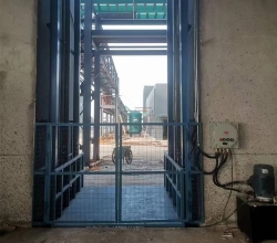 湖南導軌式升降貨梯